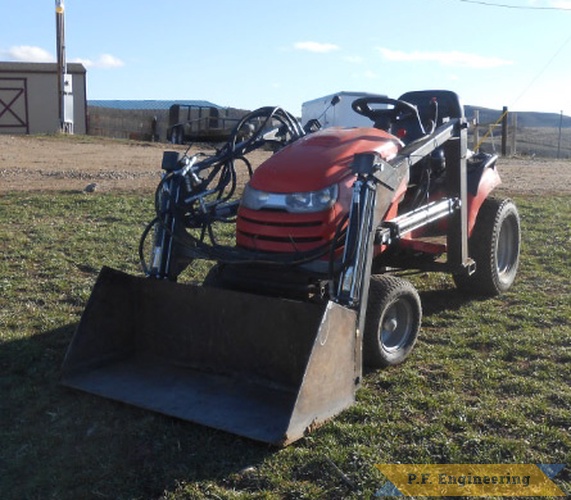 Anthony M., Craig, CO. Simplicity 16HP loader | simplicity garden tractor loader front view