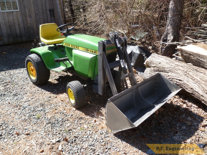 Paul F. - John Deer 317 - Pin-on Mini Payloader | Prototype building March 2020 - View 1