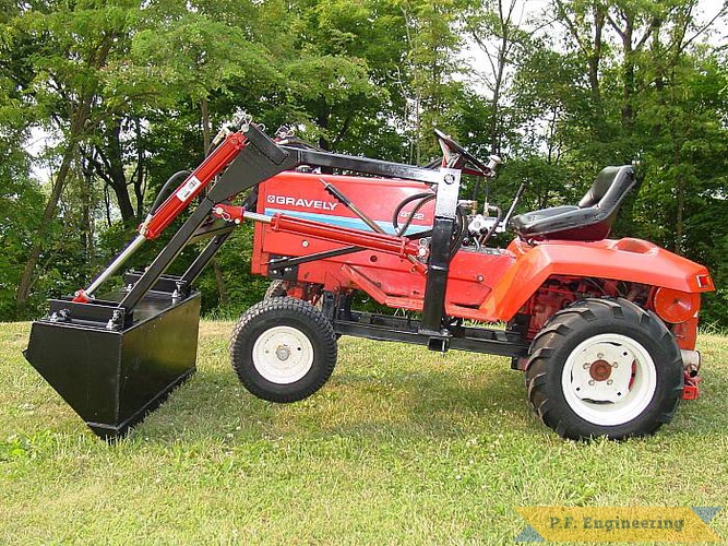 Joe made a sub frame that connects to the existing mounts under the tractor | Gravely 8122 garden tractor loader_1