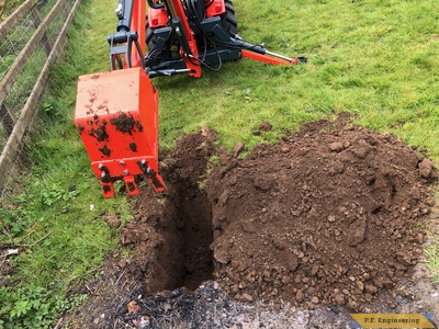 Robert B. in Ireland building his micro hoe for a Kubota B6000 test dig2