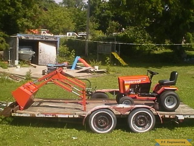 Ingersoll LGT 318 Garden Tractor Loader_2