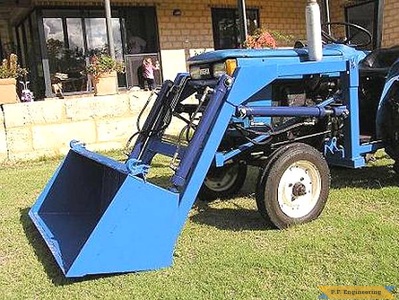 Iseki TS1610 compact tractor loader_1