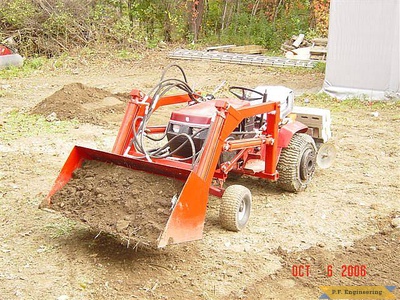 Wheel Horse 310-8 garden tractor loader_5