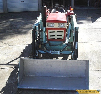 Yanmar YM1500 compact tractor loader_1