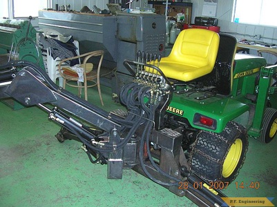 John Deere 322 garden tractor Micro Hoe_1